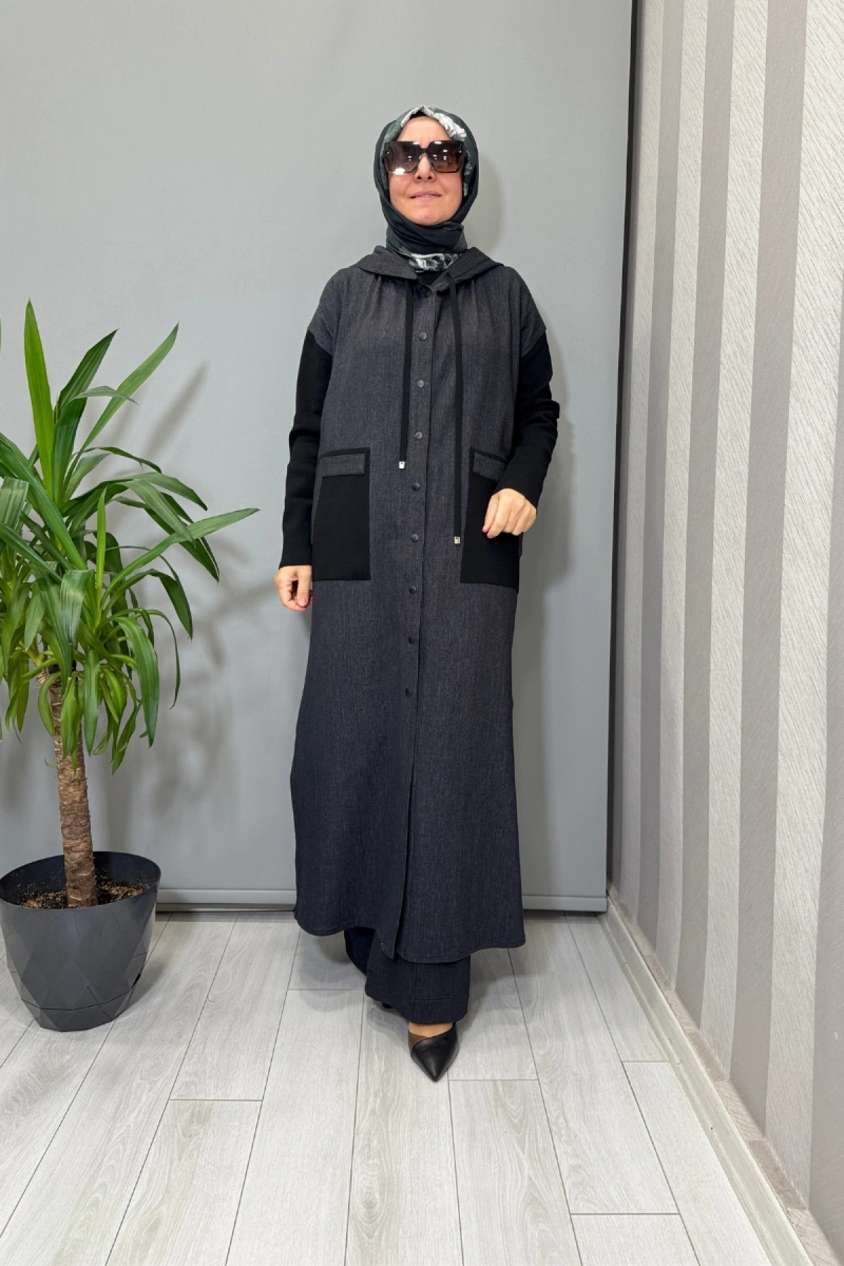Miss Dalida Triko Detaylı Uzun Denim Kap Siyah T25PF-8010