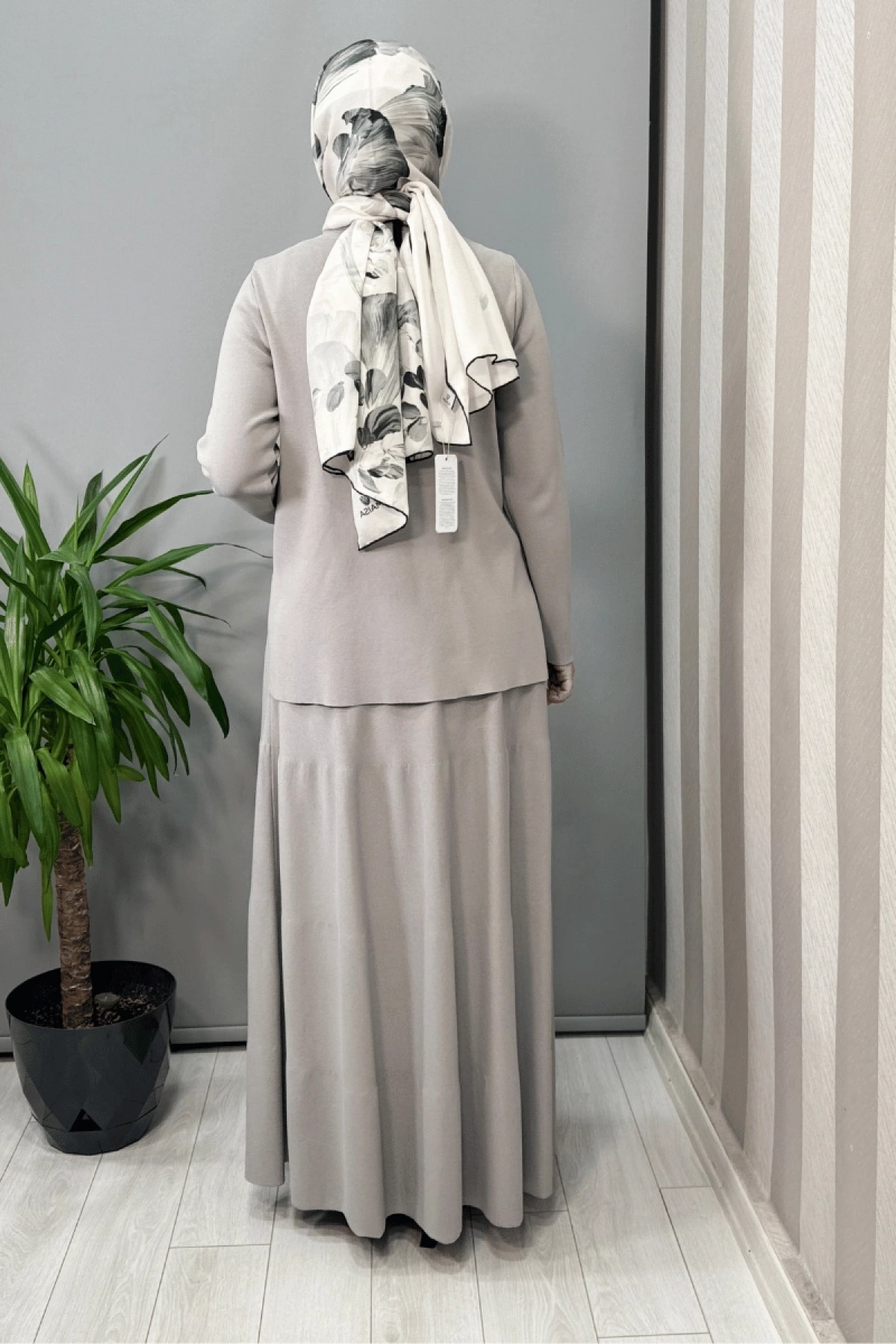 Miss Dalida Knit Skirt Grey T25Y-2004