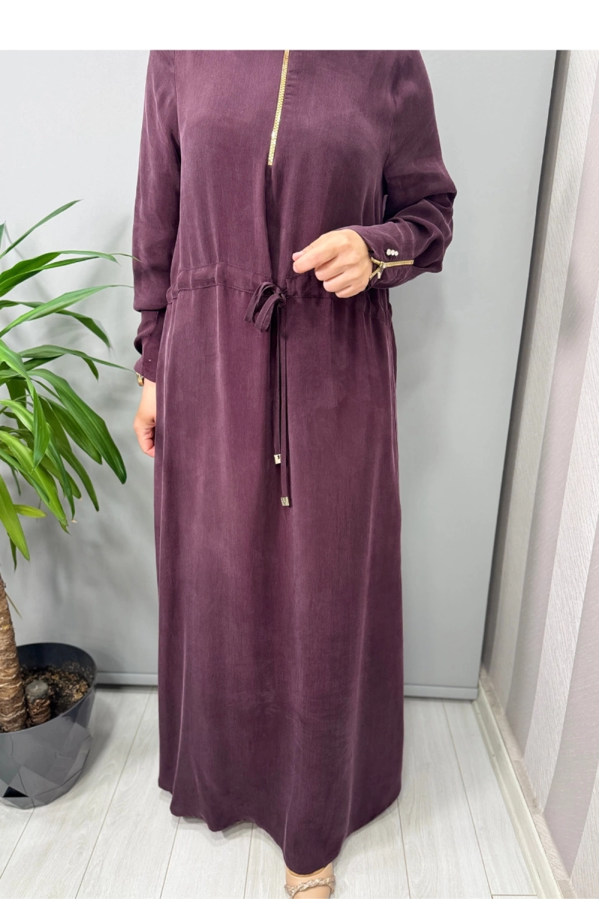 Miss Dalida Yakası Fermuarlı Beli Büzgülü Cupro Elbise Bordo T25Y-4011
