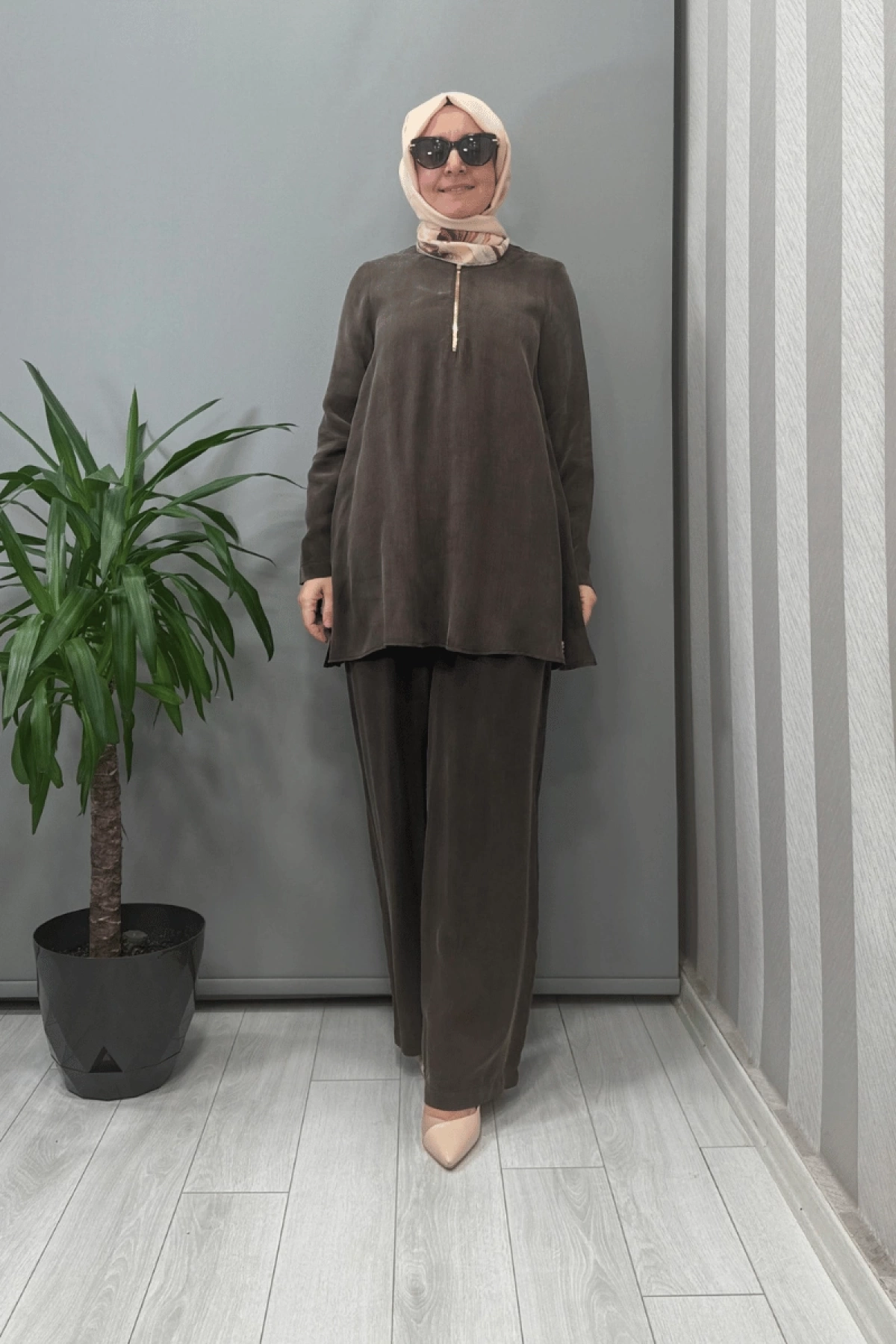 Miss Dalida Yakası Fermuarlı Cupro Tunik Kahve T25Y-6061