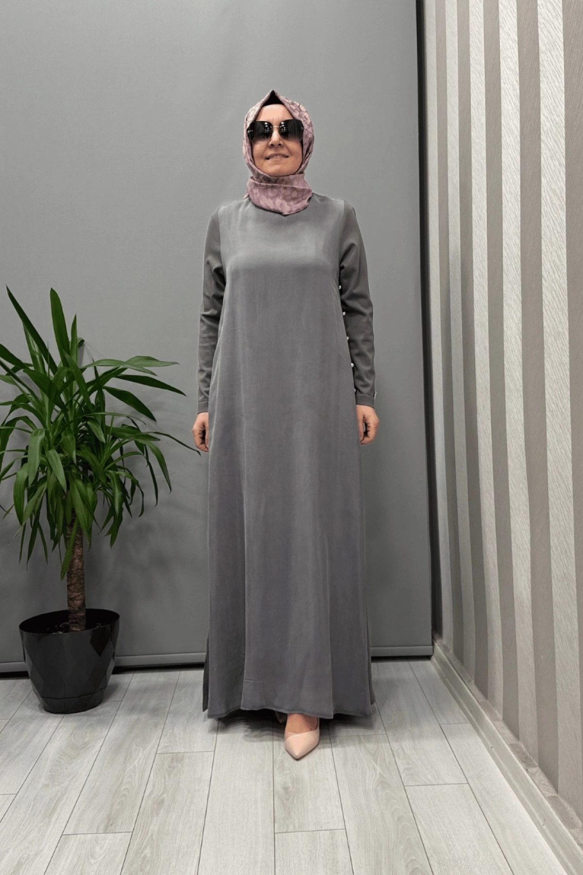 Miss Dalida Yanları Düğmeli Cupro Elbise Antrasit T25Y-4052