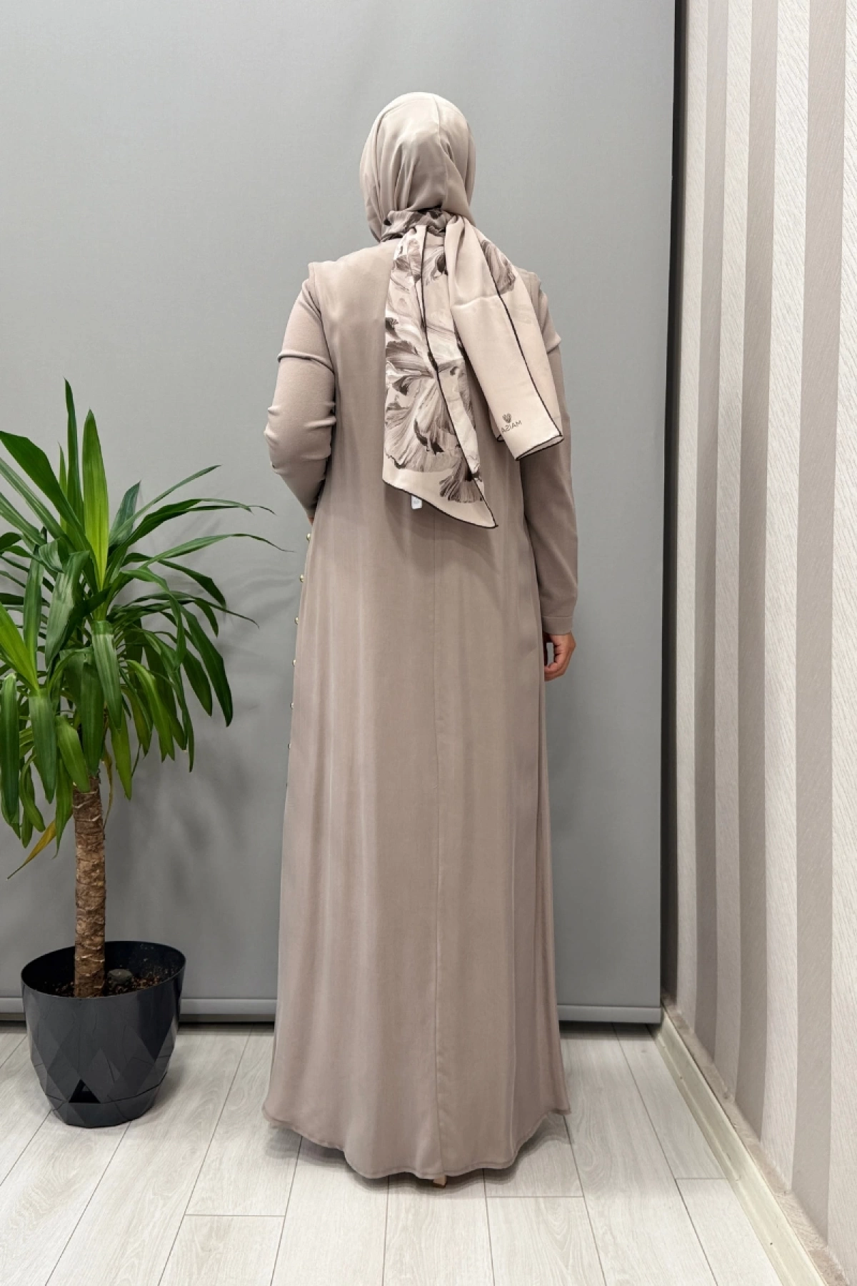 Miss Dalida Yanları Düğmeli Cupro Elbise Mink T25Y-4052
