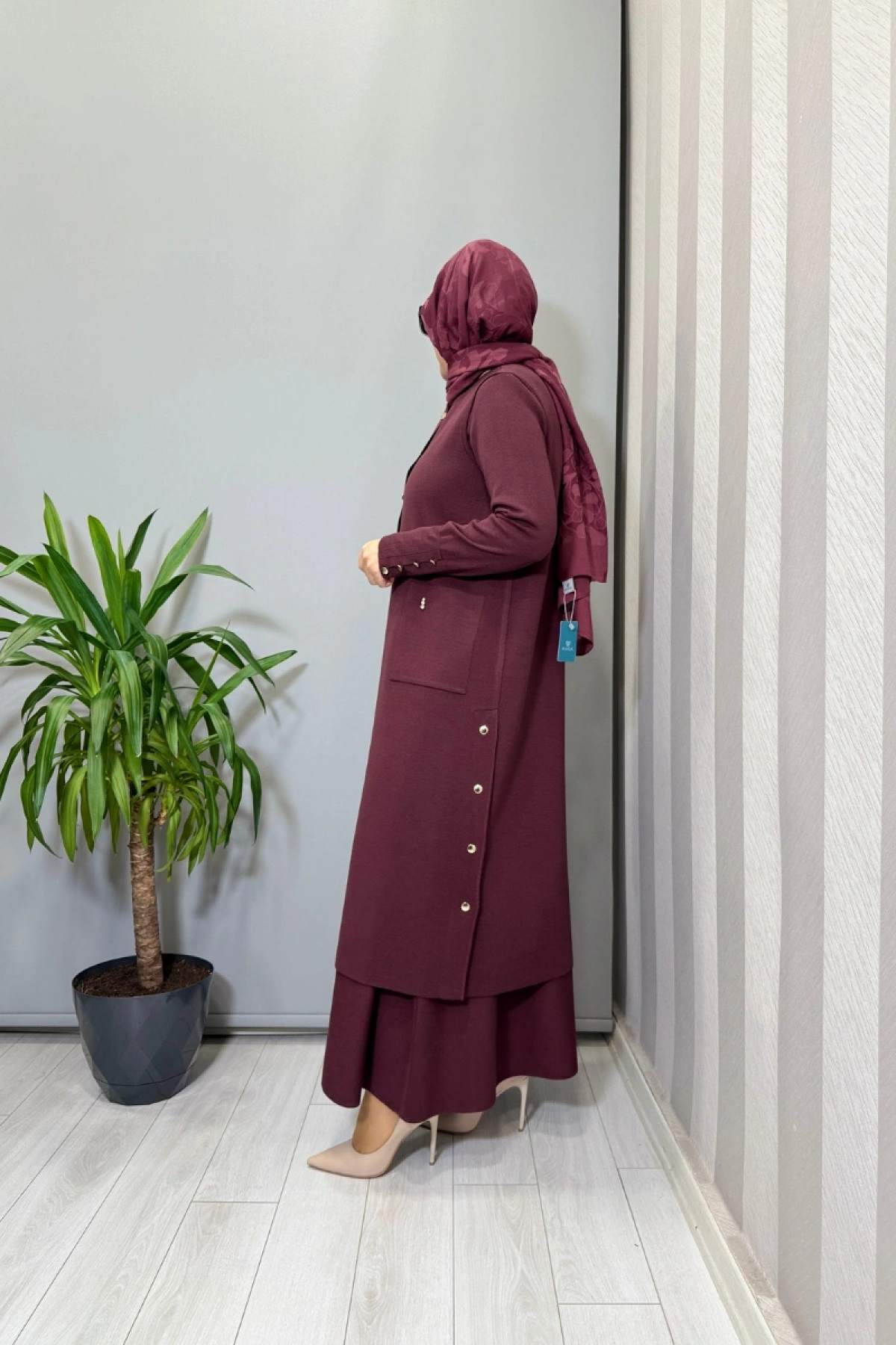 Miss Dalida Yuvarlak Yaka Çıtçıtlı Triko Yelek Bordo T26K-1002