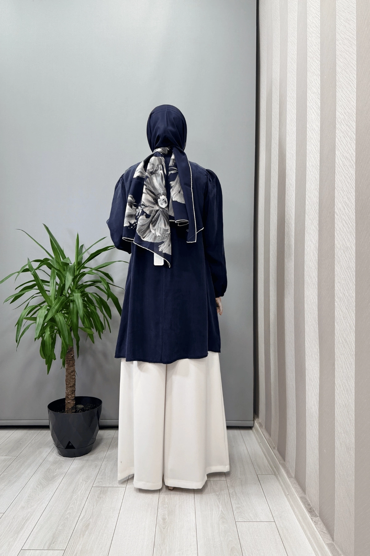 Misswhence Basic Cupro İpek Tunik Lacivert 37025