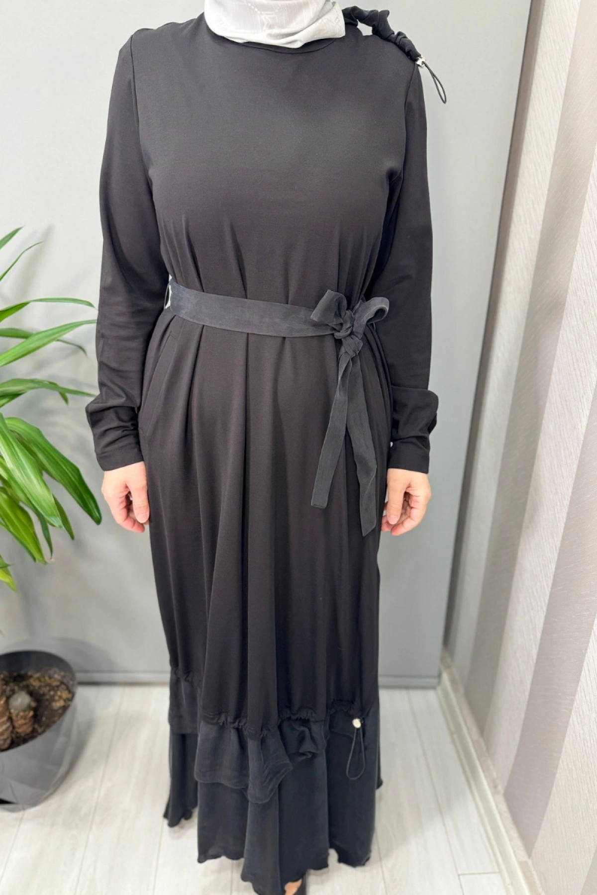 Misswhence Büzgü Detaylı Modal Elbise Siyah 37848