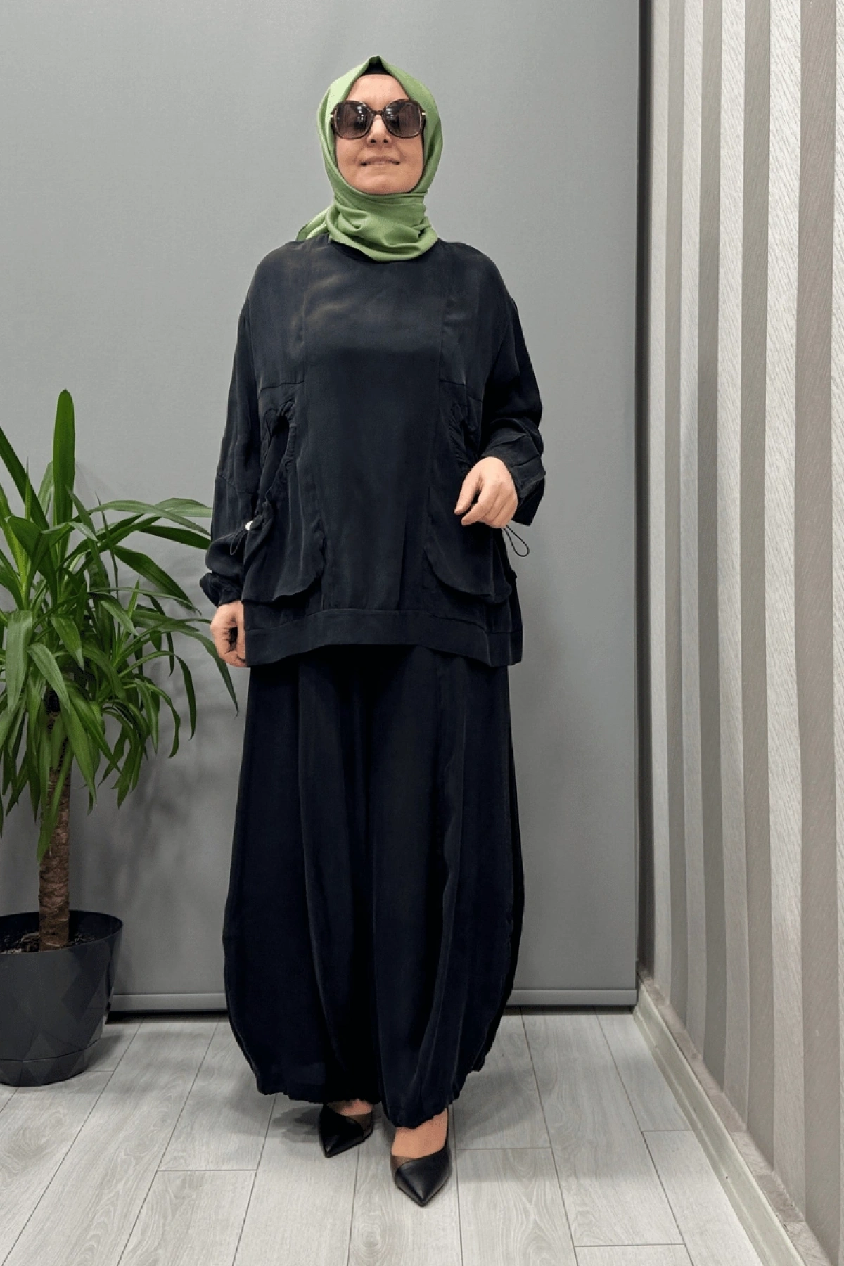 Misswhence Pocket Detailed Cupra Silk Blouse Trouser Set Black 37014