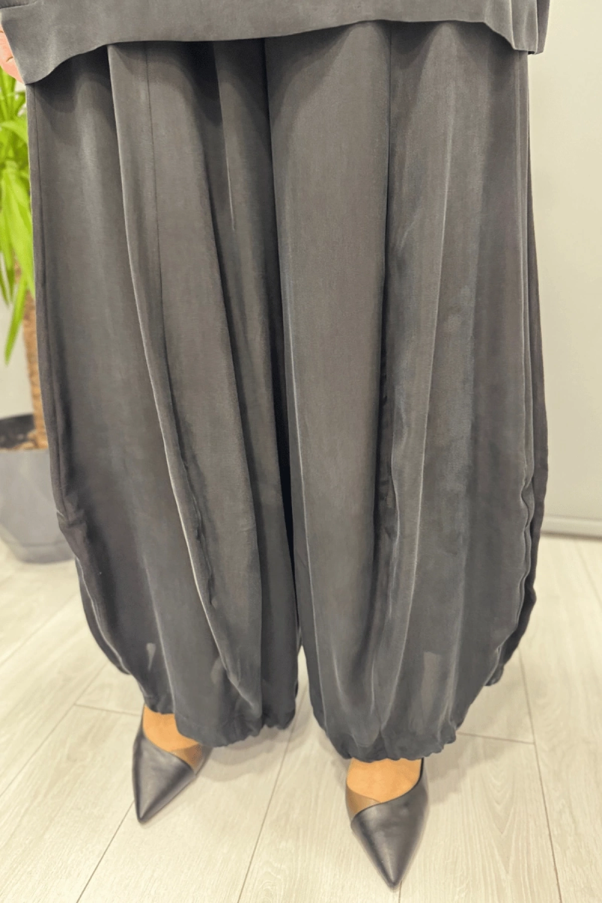 Misswhence Pocket Detailed Cupra Silk Blouse Trouser Set Black 37014