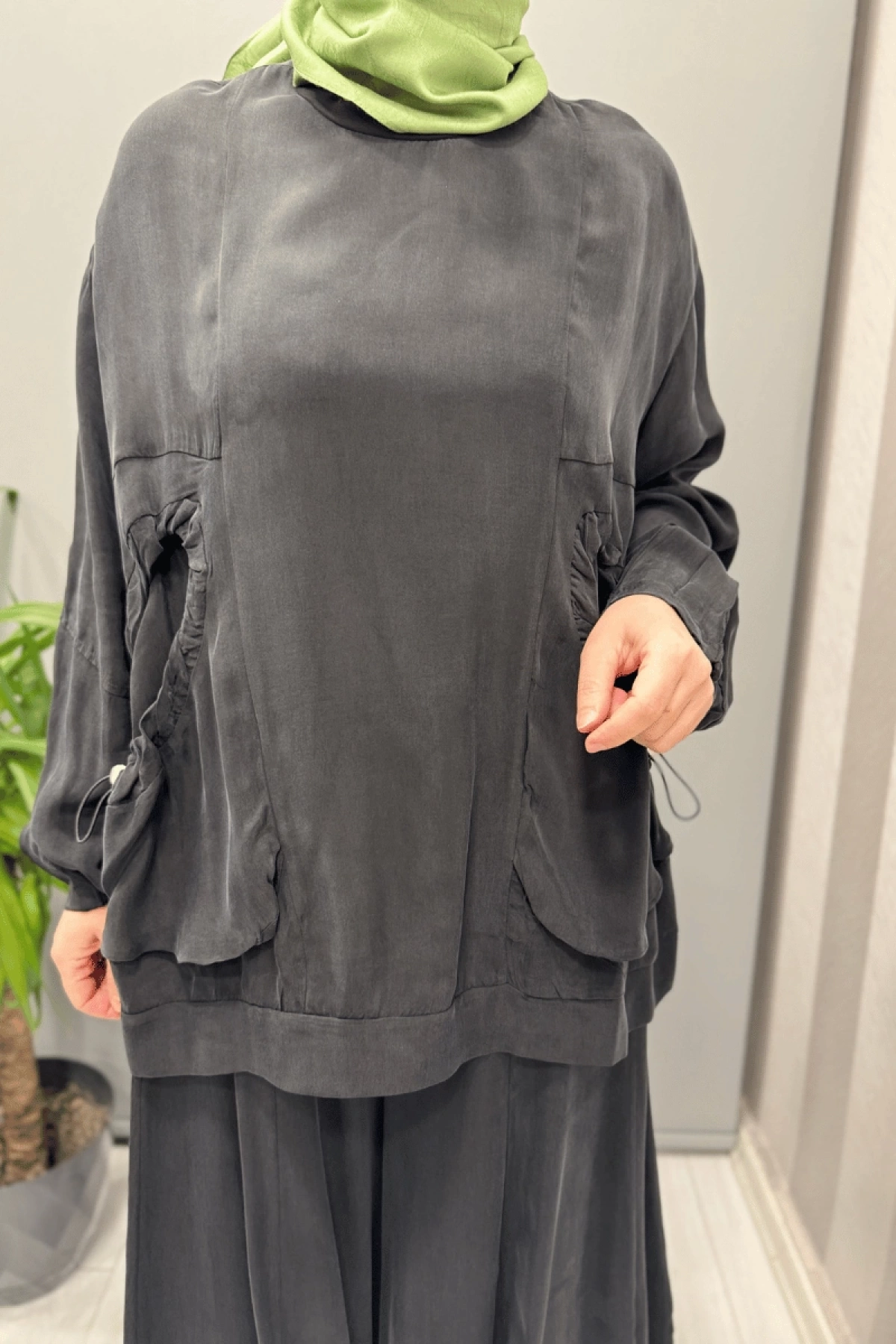 Misswhence Pocket Detailed Cupra Silk Blouse Trouser Set Black 37014