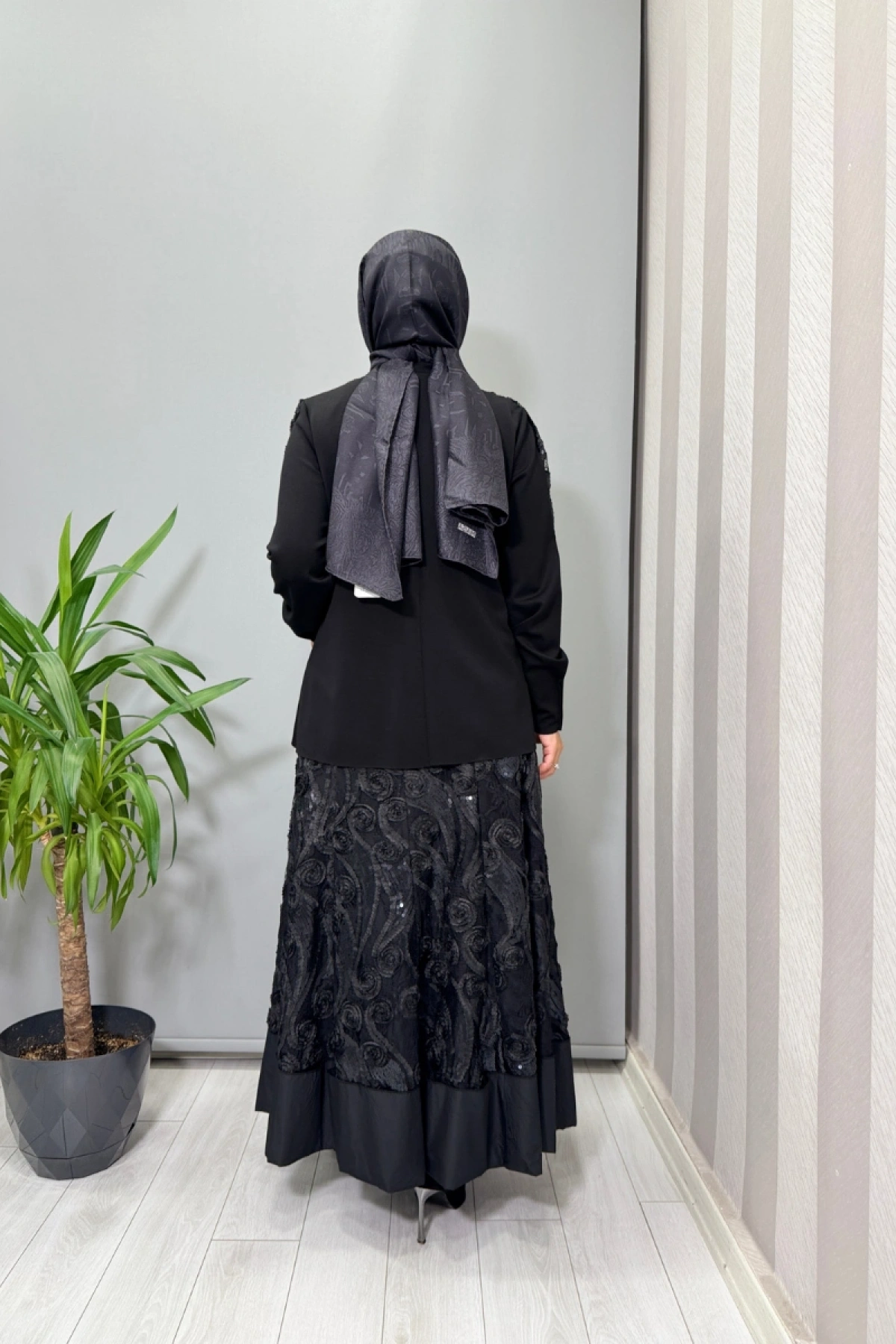 Misswhence Dantelli Etek Bluz Takım Siyah(Payetli) 38219