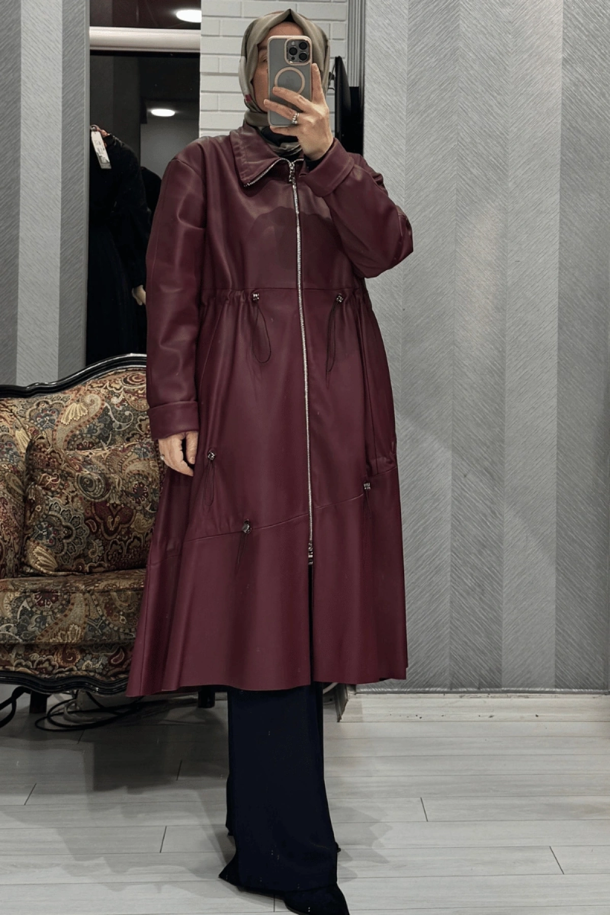 MissWhence جاكيت جلدي بورجوندي 36414