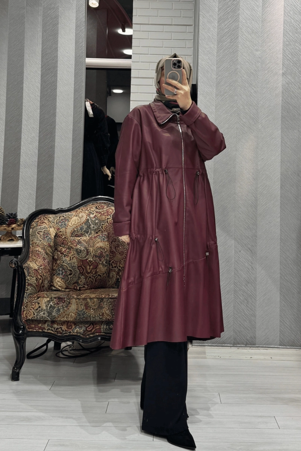 MissWhence جاكيت جلدي بورجوندي 36414