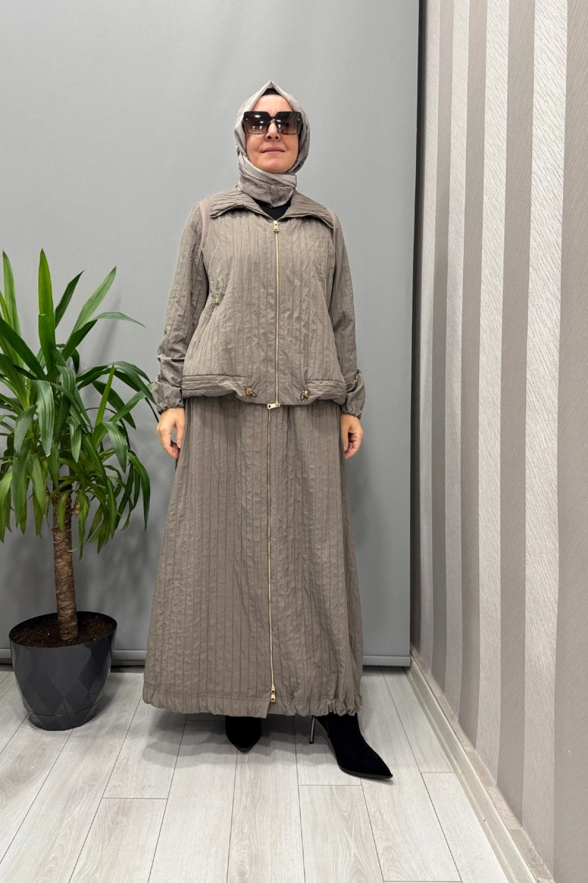 Misswhence Fermuar Detaylı Tafta Ceket Etek Takım Vizon 38216