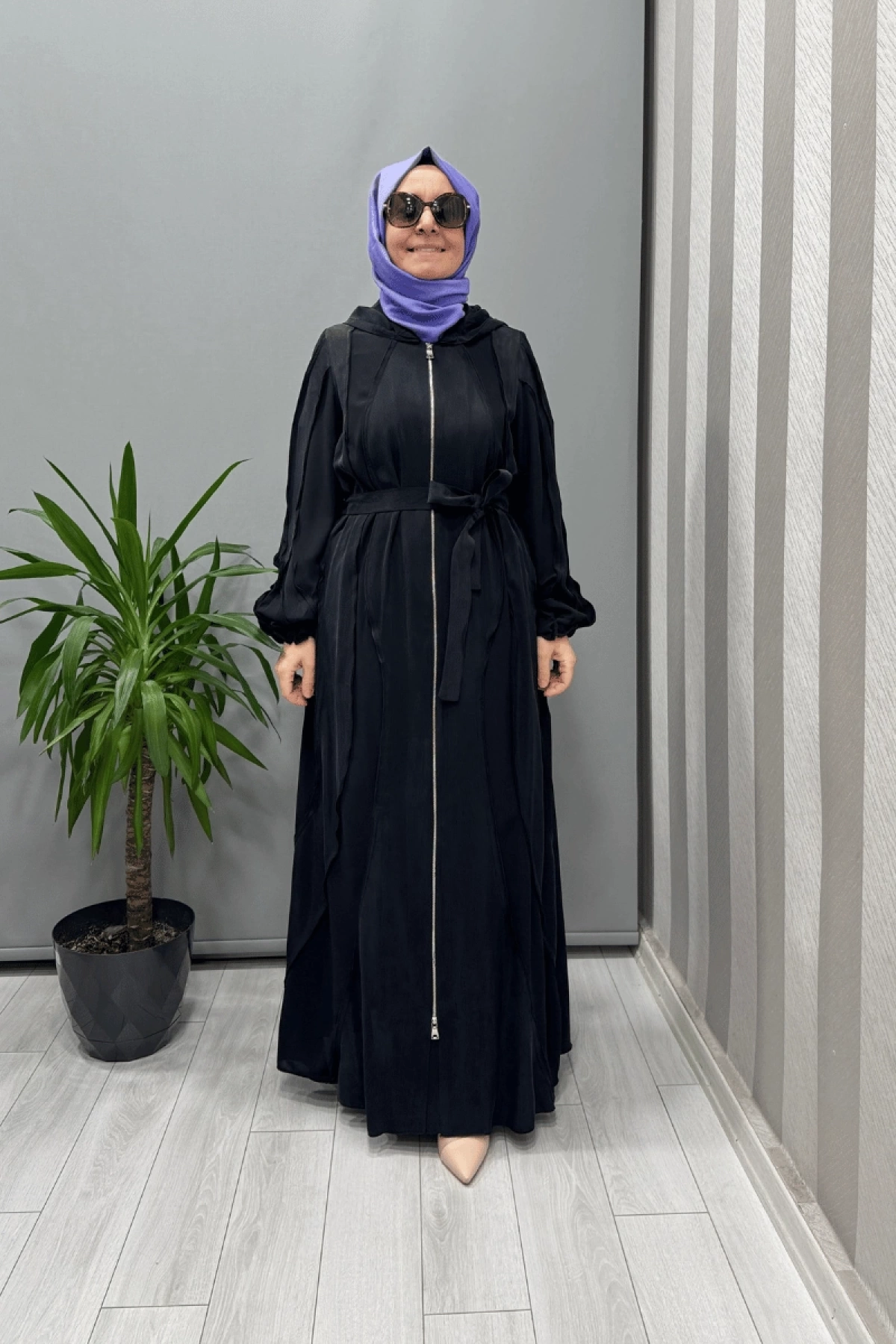 Misswhence Kapüşonlu İpek Pardesü Siyah 37506