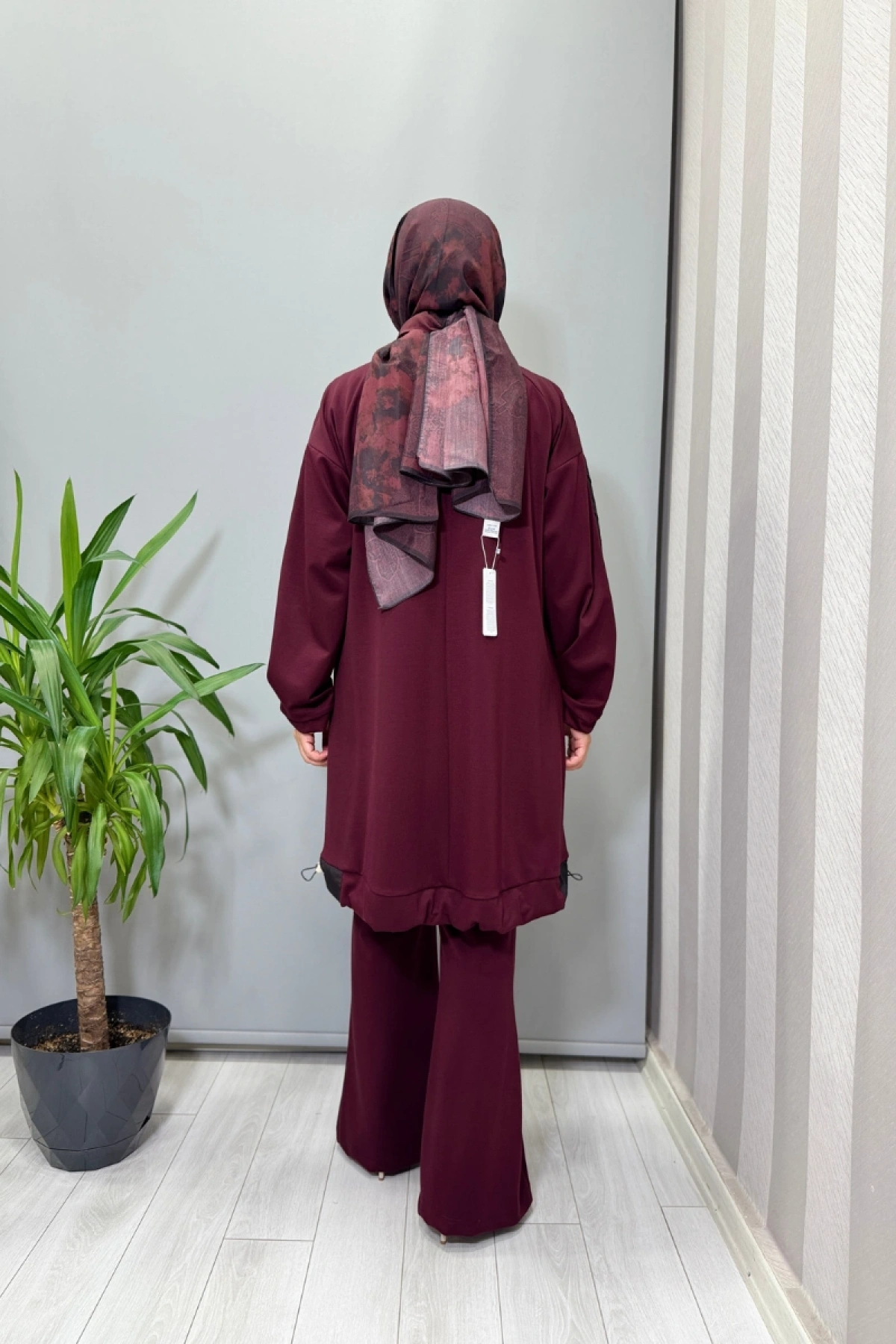 Misswhence Kolu Kumaş ve Diliş Detaylı Tunik Bordo 38040