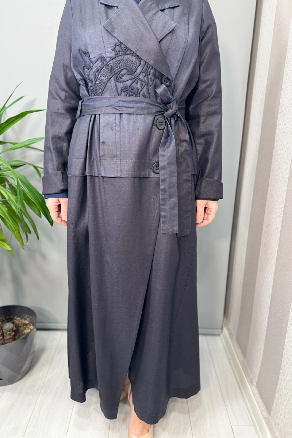 Misswhence Nakış Detaylı Tencel Viscon Pardesü Lacivert 37501P