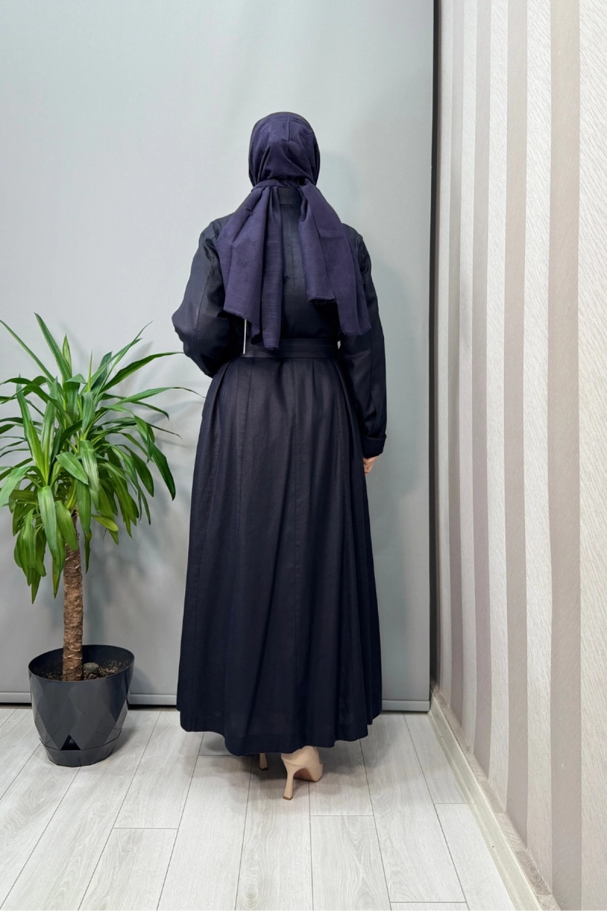 Misswhence Nakış Detaylı Tencel Viscon Pardesü Lacivert 37501P