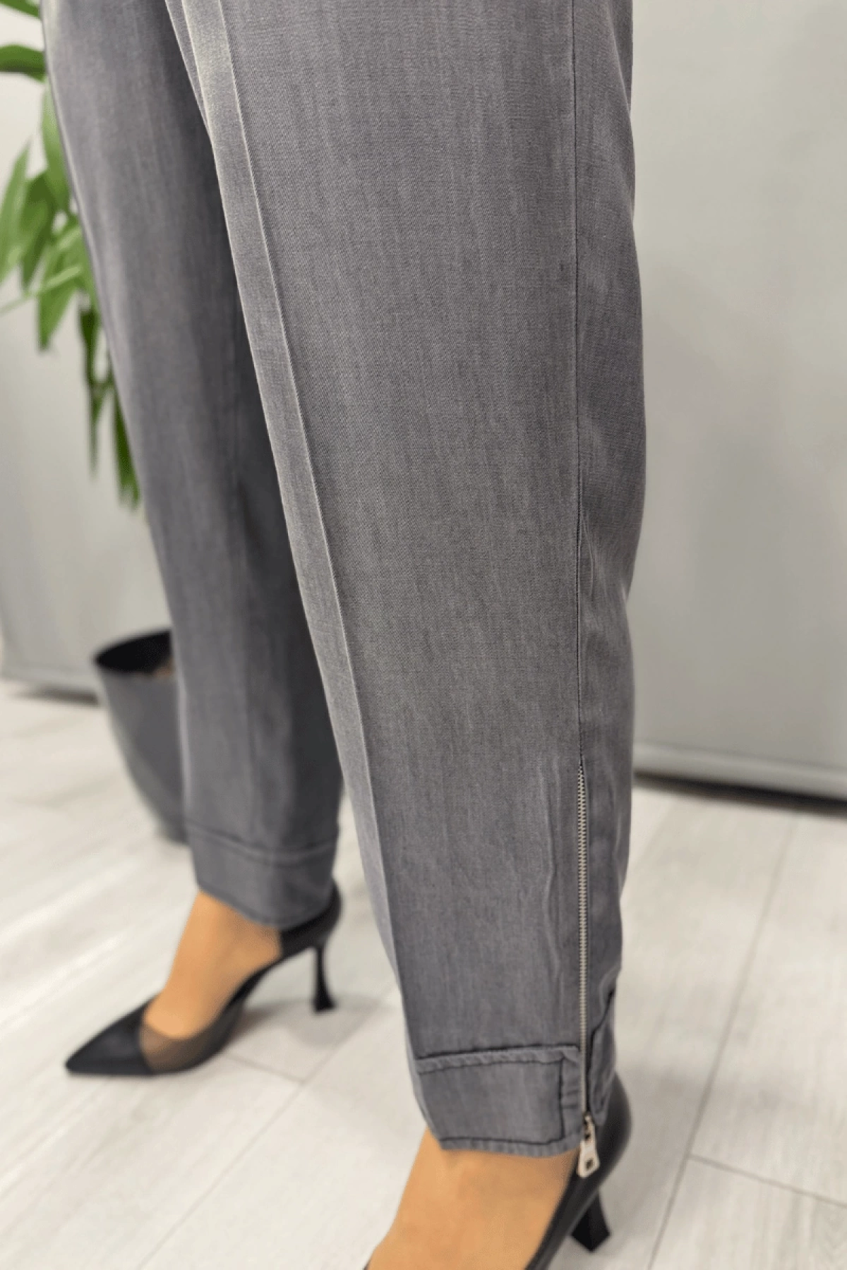 Misswhence Paçası Fermuarlı Tencel Pantolon Gri 37103