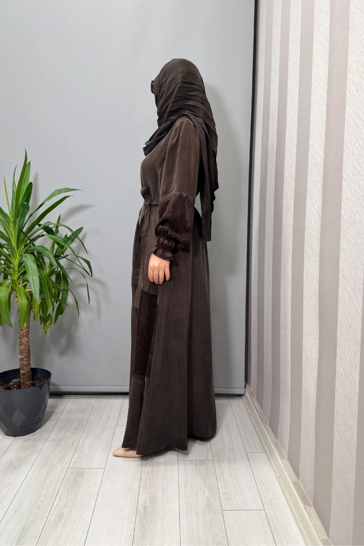 Misswhence Şal Detaylı Cupro İpek Elbise Kahve 38818