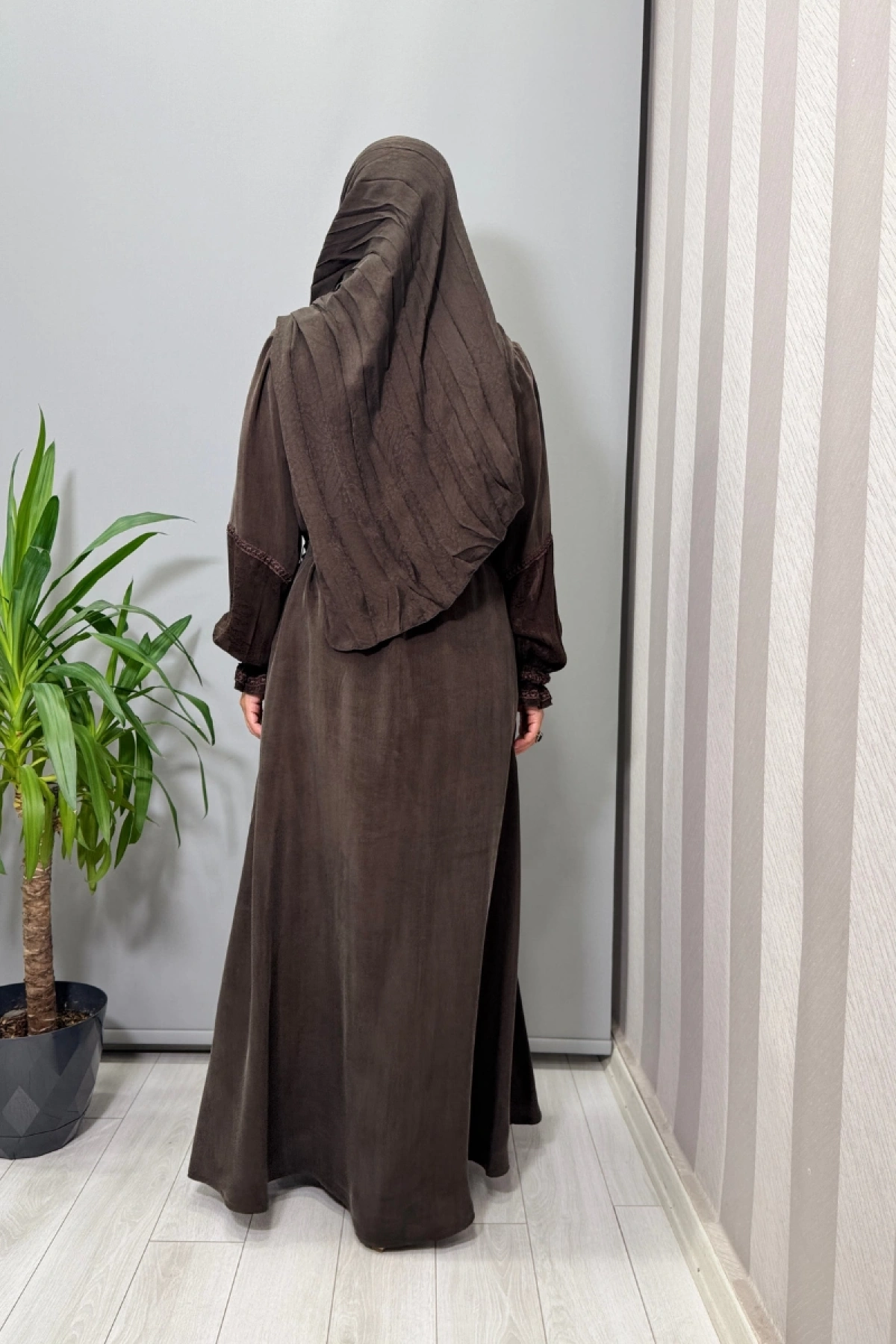 Misswhence Şal Detaylı Cupro İpek Elbise Kahve 38818