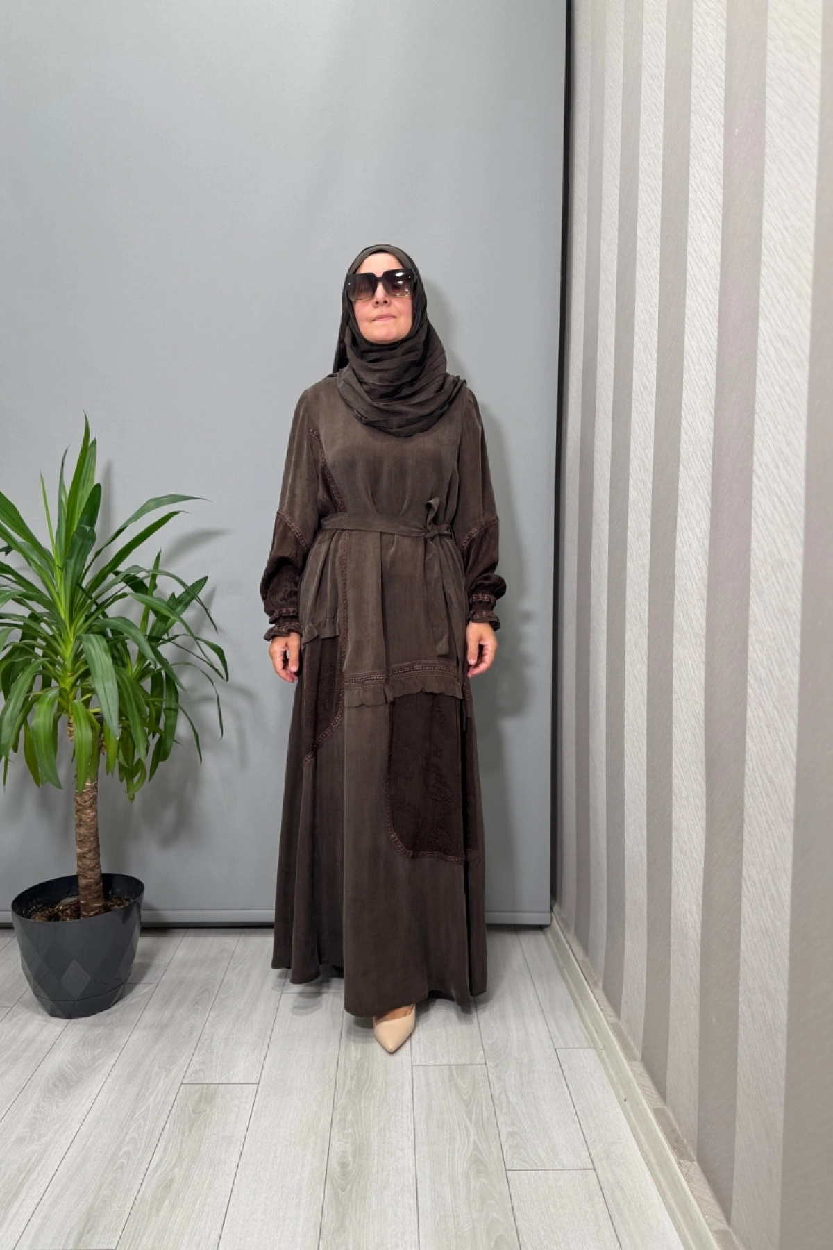 Misswhence Şal Detaylı Cupro İpek Elbise Kahve 38818