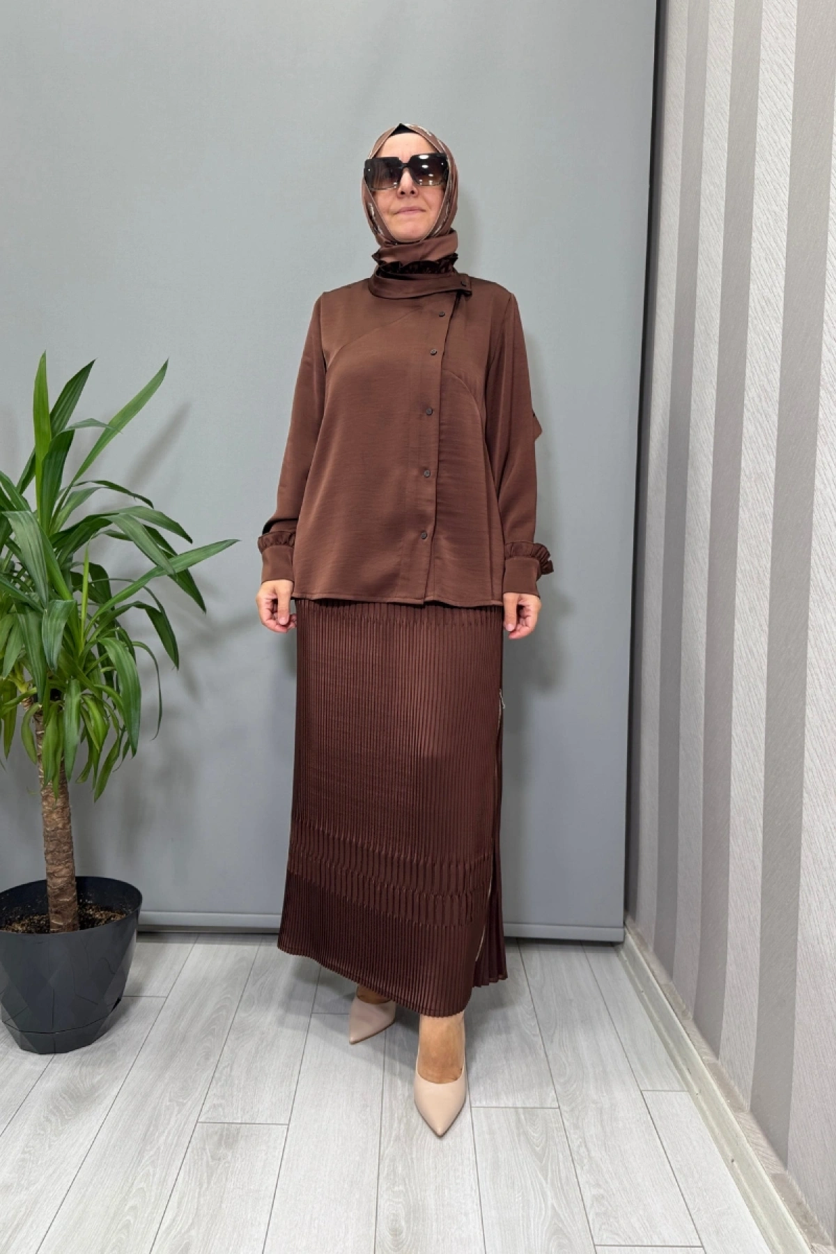 Misswhence Saten Pliseli Etek Takım Kahve 38015