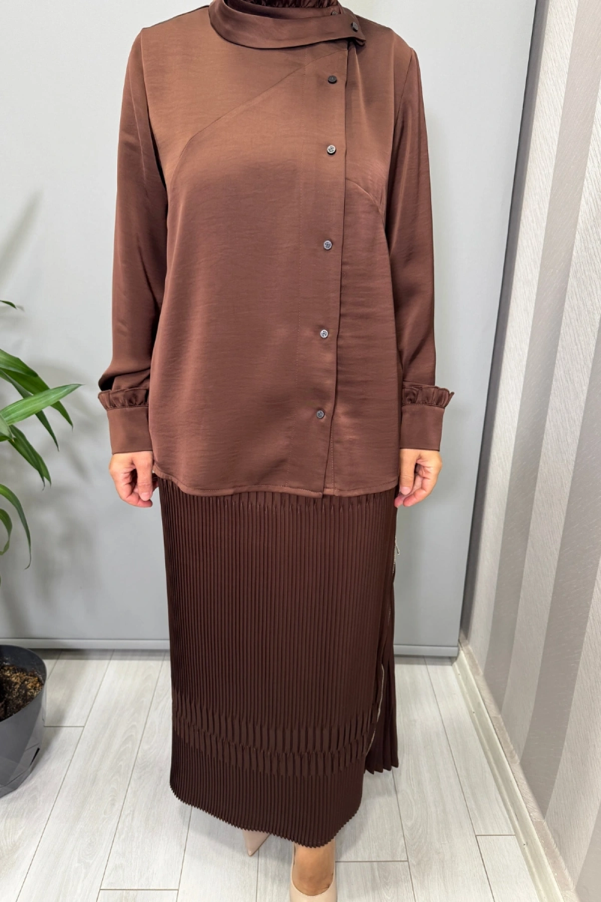 Misswhence Saten Pliseli Etek Takım Kahve 38015