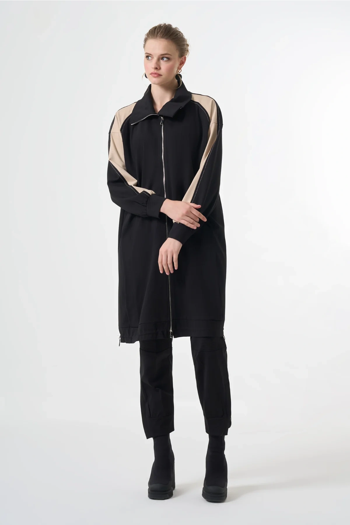 Misswhence Şerit Detaylı Kap Siyah 38400