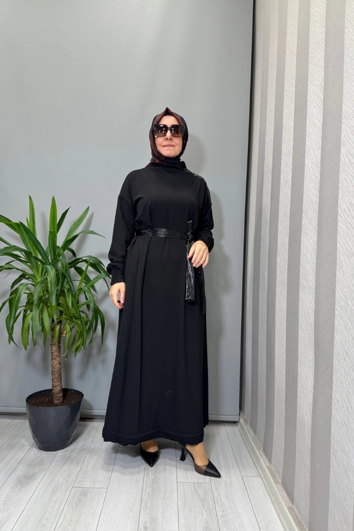 Misswhence Yaka ve Cep Fermuar Detaylı Örme Elbise Siyah 38822