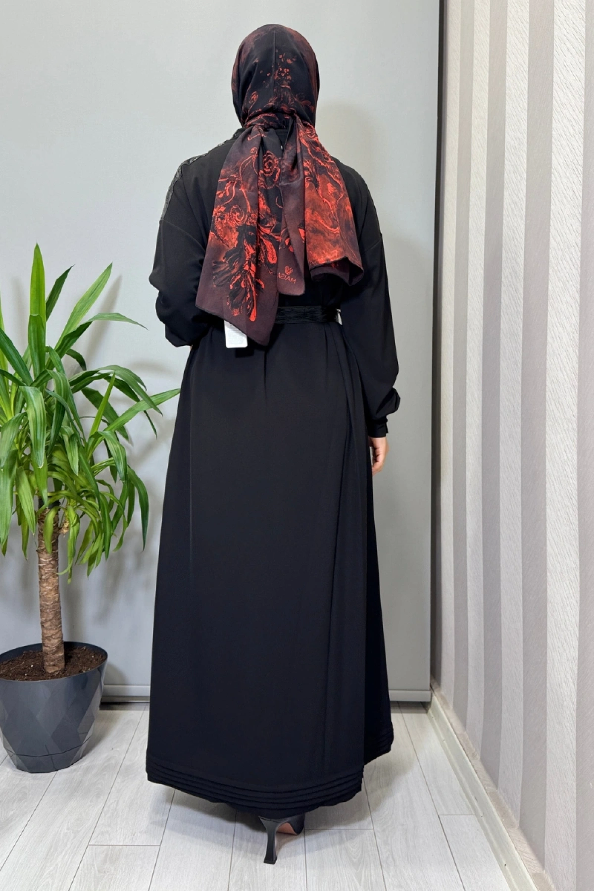 Misswhence Yaka ve Cep Fermuar Detaylı Örme Elbise Siyah 38822