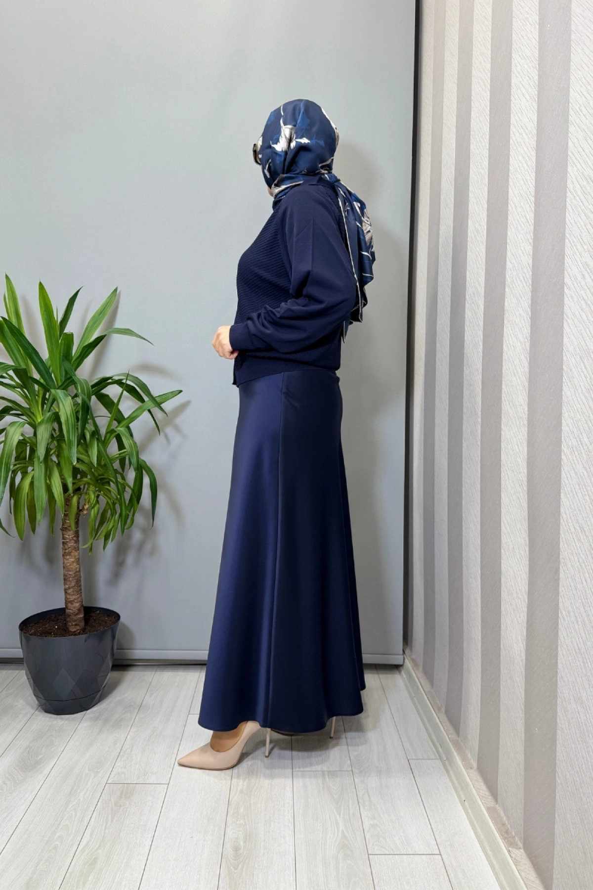 Sentez Luna Saten Volanlı Etek Lacivert 5457