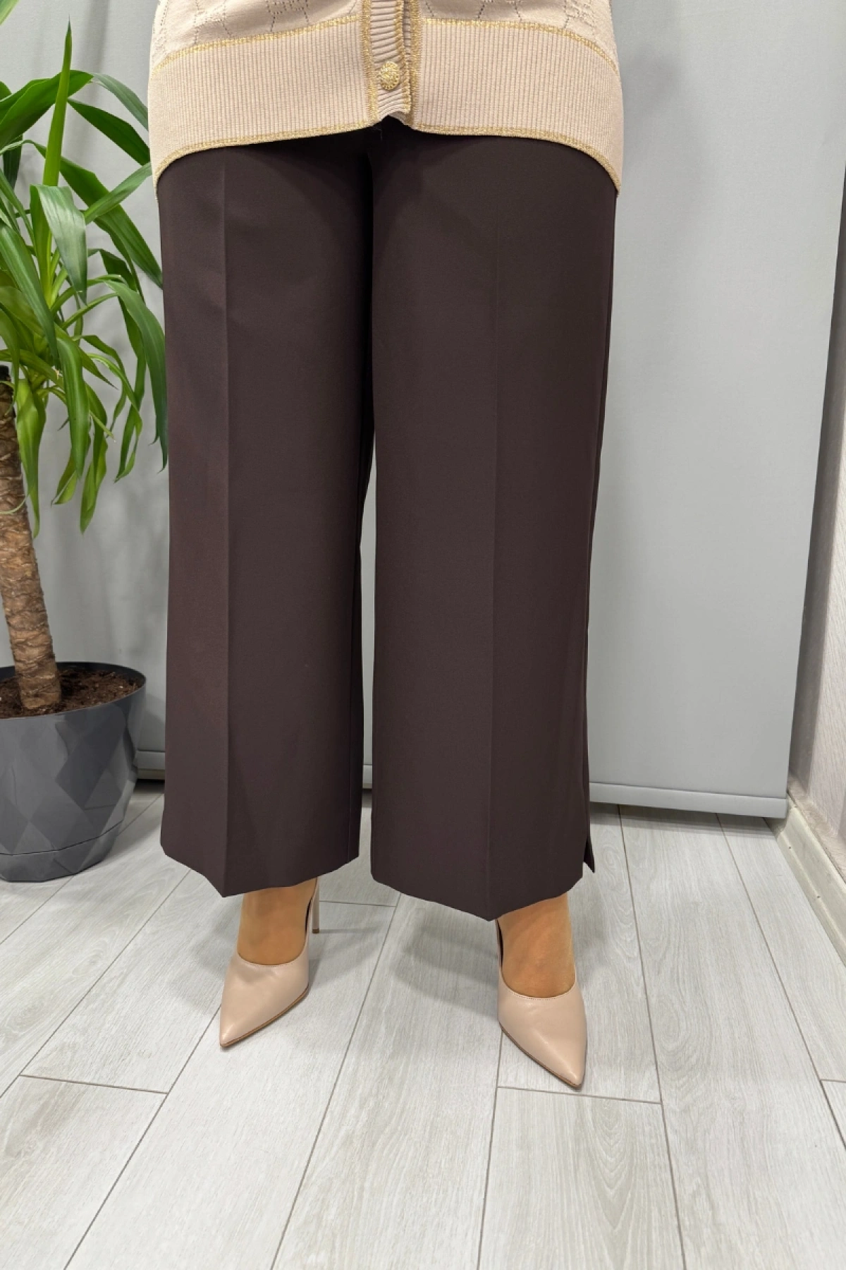 Sentez Queen Kısa Geniş Paça Pantolon Kahve 5565