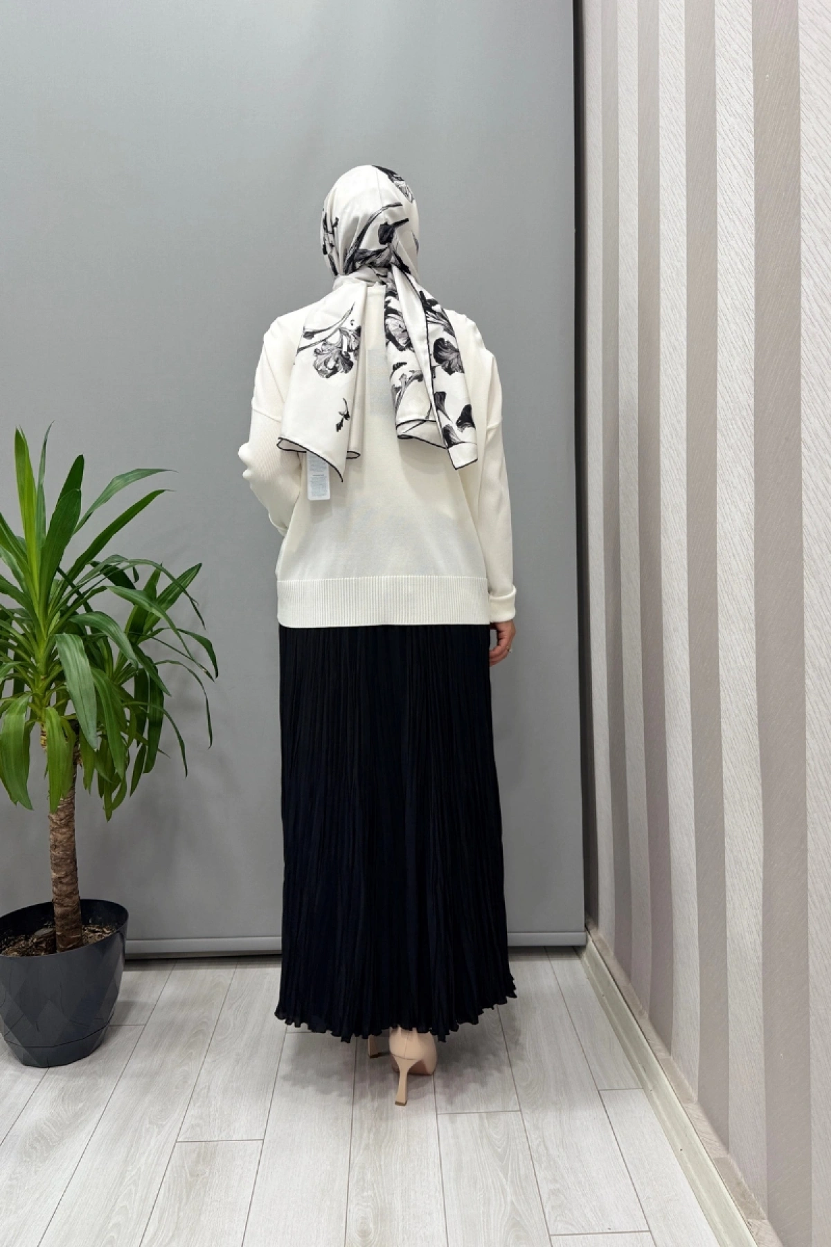 Sentez Şifon Kırıştırma Etek Siyah 5432