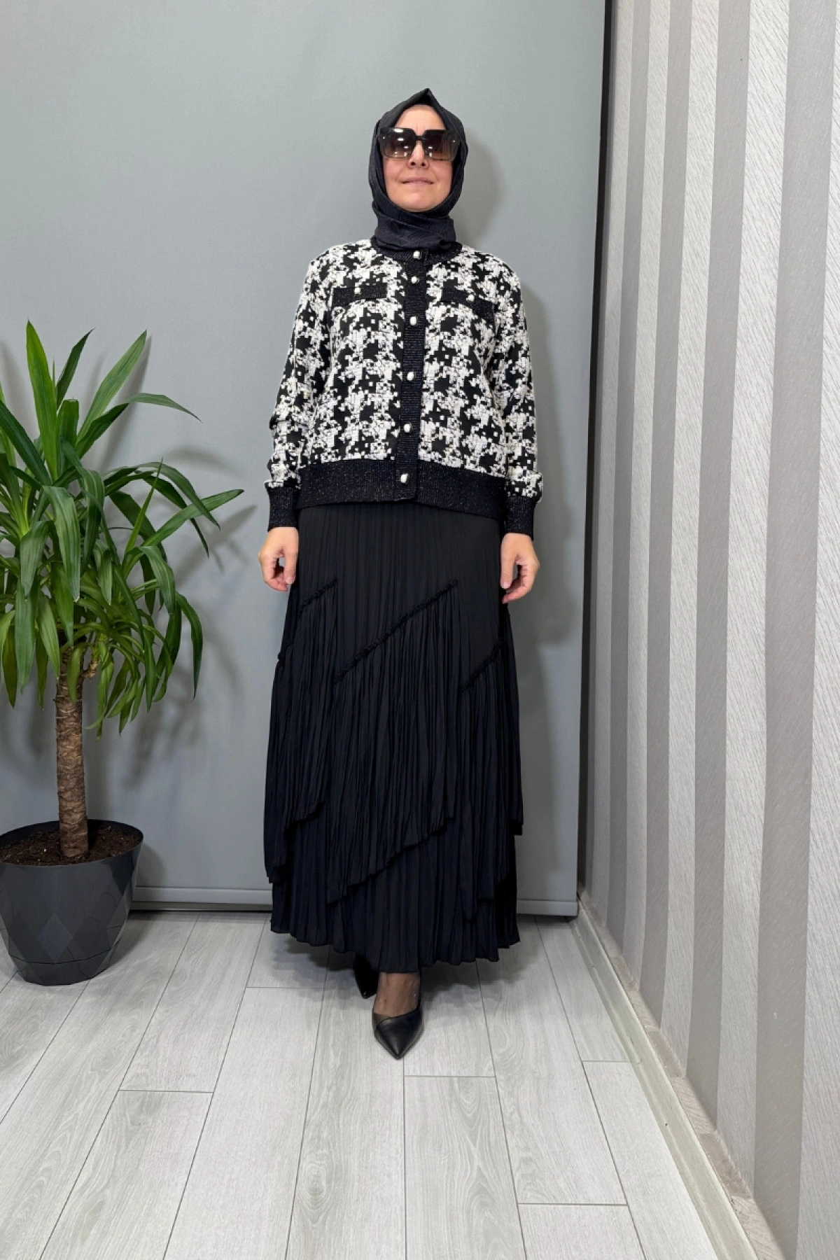 Sentez Vioala Parçalı Kırıştırma Etek Siyah 5475