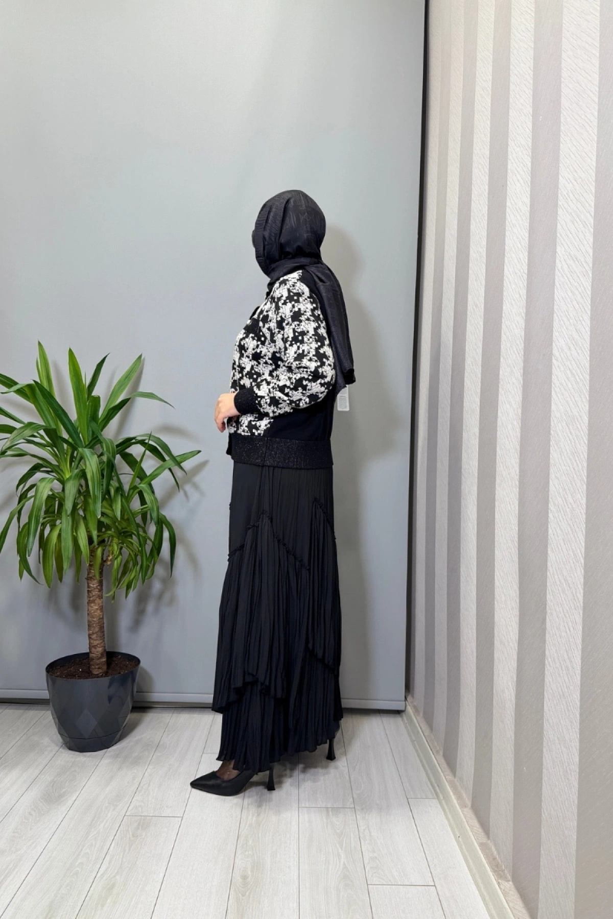 Sentez Vioala Parçalı Kırıştırma Etek Siyah 5475