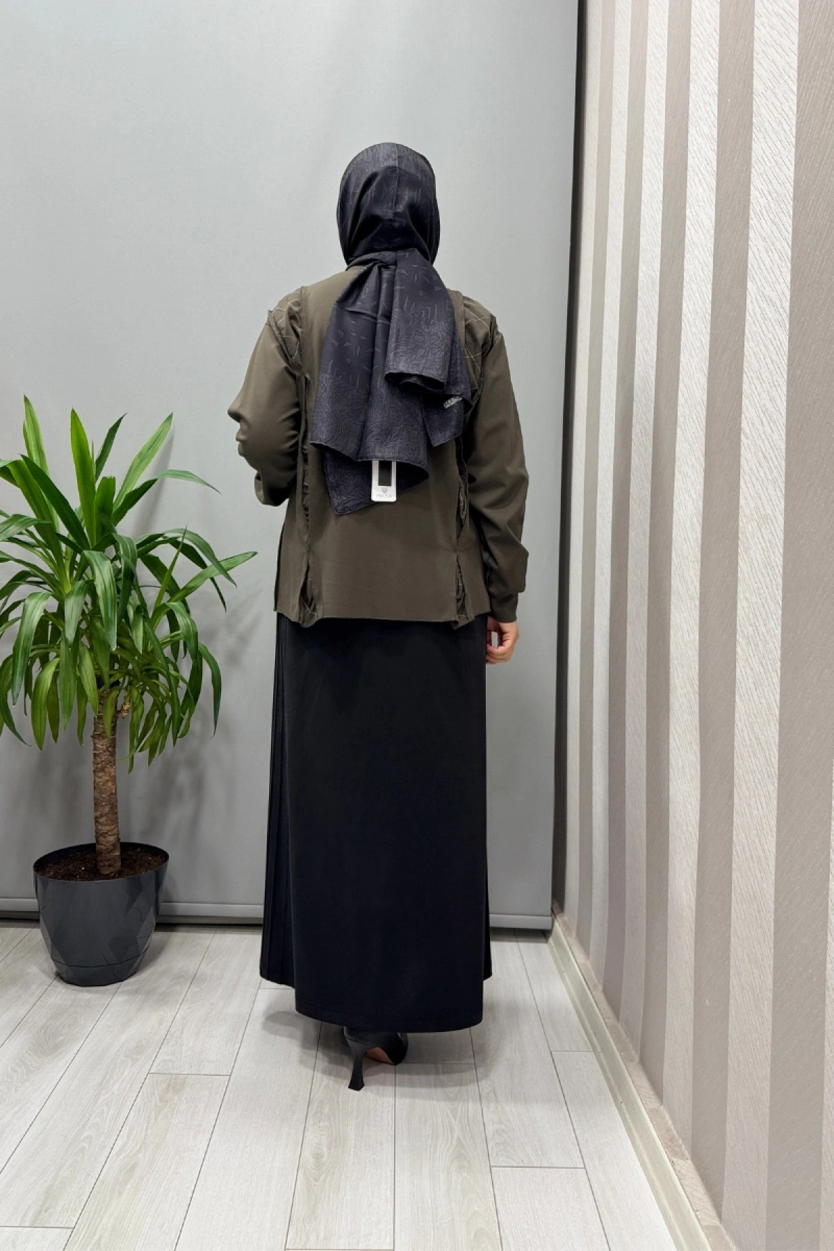 Sentez Yanı Nervürlü Etek Siyah 5461