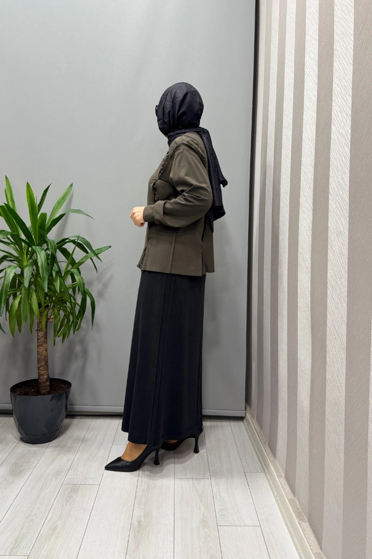 Sentez Yanı Nervürlü Etek Siyah 5461