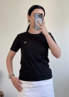 BASİC NAKIŞ DETAYLI TİŞÖRT