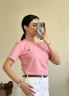BASİC NAKIŞ DETAYLI TİŞÖRT