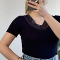 V YAKA DANTEL DETAY YARIM KOL BODY