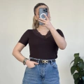 V YAKA DANTEL DETAY YARIM KOL BODY