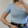 V YAKA DANTEL DETAY YARIM KOL BODY