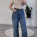 V YAKA DANTEL DETAY YARIM KOL BODY