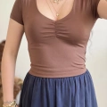 ÖN BÜZGÜLÜ V YAKA CROP