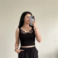 ÖNÜ DANTEL DETAY KARE YAKA ATLET
