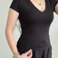 V YAKA KISA KOL T-SHIRT