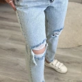 YIRTIK JEAN