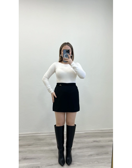 KEMER DETAYLI ŞORT ETEK