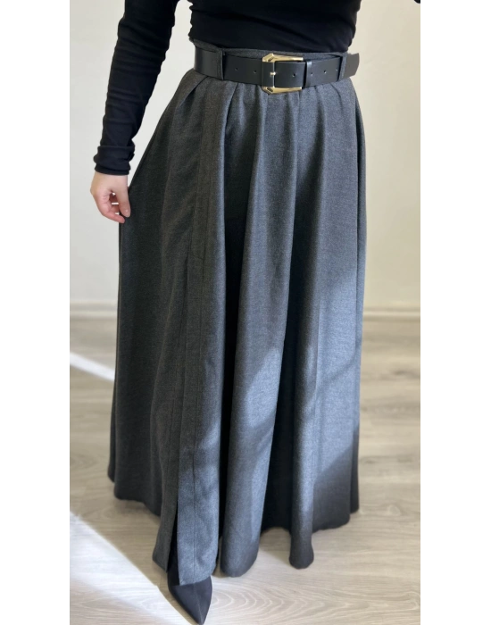 KEMERLİ YIRTMAÇ DETAYLI UZUN ETEK