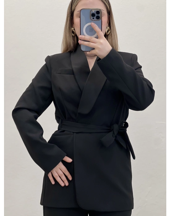 ÖNDEN BAĞLAMALI BLAZER TAKIM