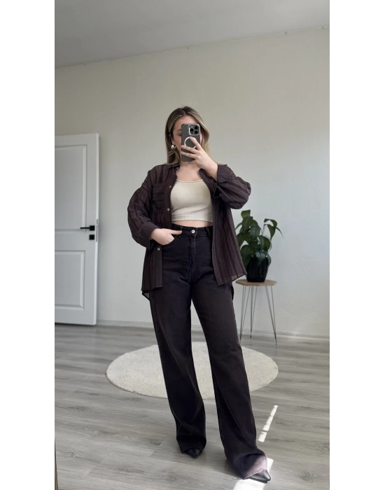 ARKASI DANTEL DETAYLI GÖMLEK